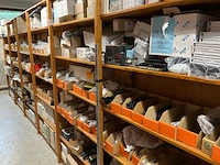Partij installatiemateriaal (c) - afbeelding 34 van  43