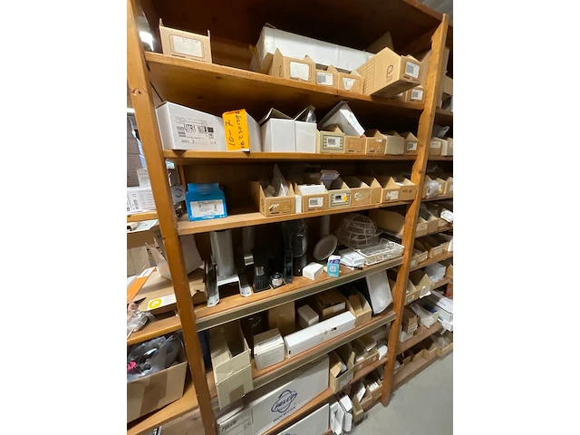 Partij installatiemateriaal (c) - afbeelding 43 van  43