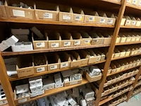 Partij installatiemateriaal (c) - afbeelding 5 van  22