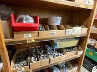 Partij installatiemateriaal (c) - afbeelding 18 van  22