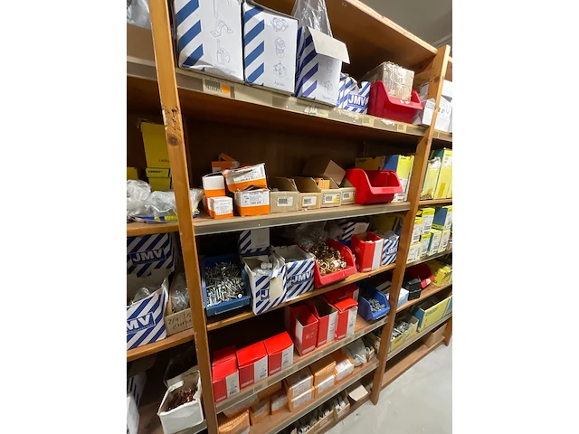 Partij installatiemateriaal (c) - afbeelding 21 van  22