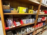 Partij installatiemateriaal (c) - afbeelding 22 van  22