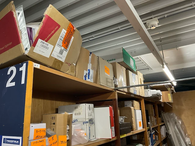 Partij installatiemateriaal (c) - afbeelding 4 van  12