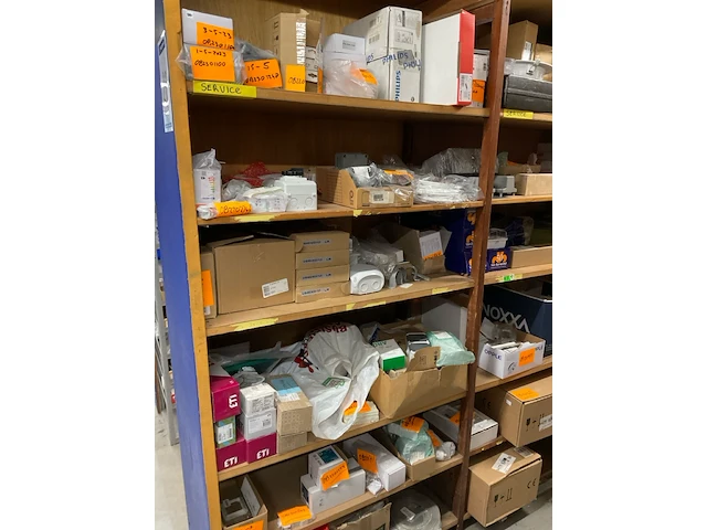 Partij installatiemateriaal (c) - afbeelding 6 van  12