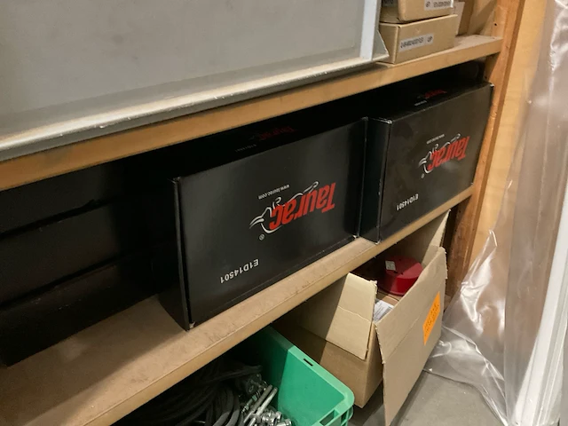 Partij installatiemateriaal (c) - afbeelding 10 van  12