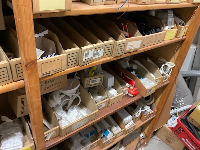 Partij installatiemateriaal (c) - afbeelding 7 van  19