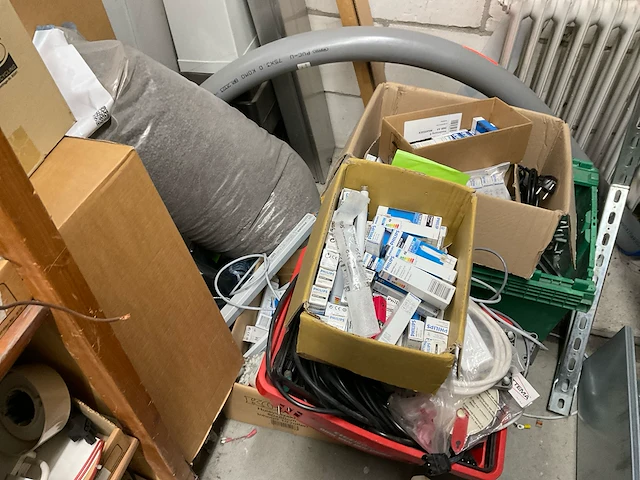 Partij installatiemateriaal (c) - afbeelding 8 van  19
