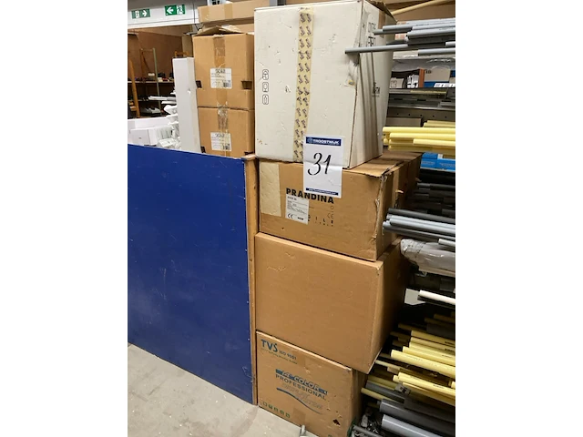 Partij installatiemateriaal (c) - afbeelding 13 van  19
