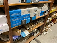 Partij installatiemateriaal (c) - afbeelding 19 van  19