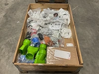 Partij installatiemateriaal - afbeelding 1 van  3