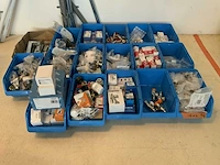 Partij installatiemateriaal - afbeelding 1 van  10