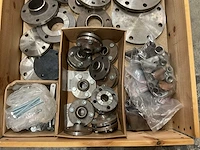 Partij installatiemateriaal - afbeelding 2 van  3