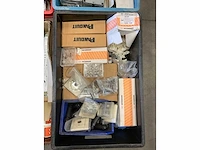 Partij installatiemateriaal - afbeelding 8 van  9