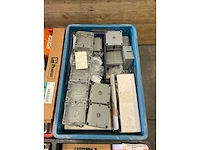 Partij installatiemateriaal - afbeelding 9 van  9