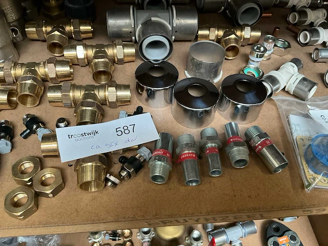 Partij installatiemateriaal - afbeelding 7 van  11