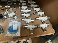 Partij installatiemateriaal - afbeelding 8 van  11