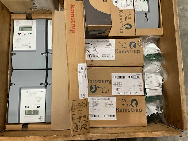 Partij installatiemateriaal - afbeelding 3 van  10