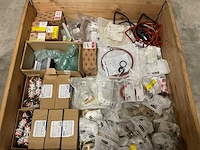 Partij installatiemateriaal - afbeelding 3 van  9