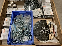 Partij installatiemateriaal - afbeelding 2 van  8
