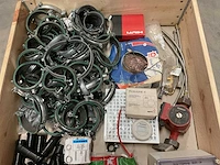 Partij installatiemateriaal - afbeelding 3 van  3