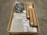 Partij installatiemateriaal - afbeelding 1 van  8