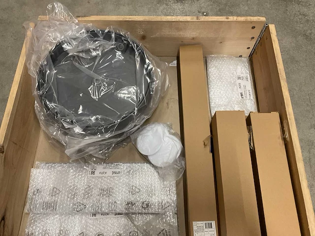 Partij installatiemateriaal - afbeelding 3 van  8
