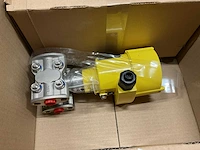 Partij installatiemateriaal - afbeelding 6 van  8