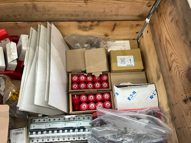 Partij installatiemateriaal - afbeelding 7 van  7