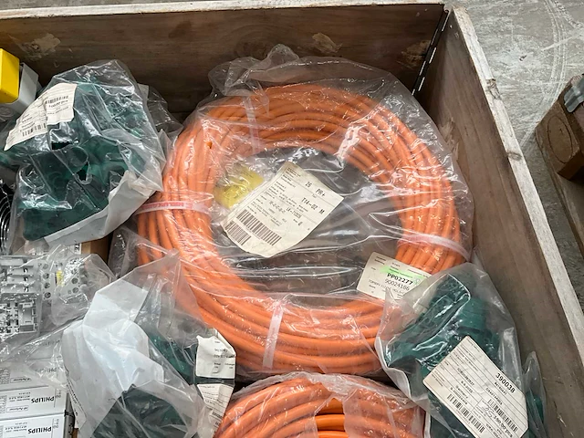 Partij installatiemateriaal - afbeelding 5 van  7