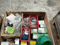 Partij installatiemateriaal - afbeelding 6 van  6