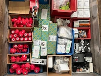 Partij installatiemateriaal - afbeelding 2 van  3