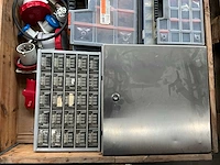 Partij installatiemateriaal - afbeelding 2 van  4