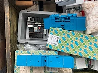 Partij installatiemateriaal - afbeelding 5 van  10