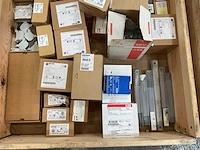 Partij installatiemateriaal - afbeelding 5 van  12