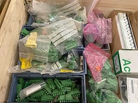 Partij installatiemateriaal - afbeelding 2 van  10