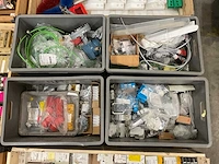 Partij installatiemateriaal - afbeelding 1 van  5