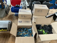 Partij installatiemateriaal - afbeelding 1 van  5