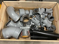 Partij installatiemateriaal - afbeelding 1 van  3