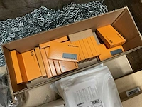 Partij installatiemateriaal - afbeelding 9 van  9