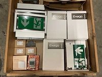 Partij installatiemateriaal - afbeelding 2 van  6