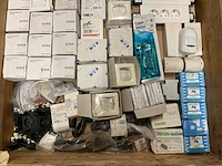 Partij installatiemateriaal - afbeelding 2 van  3