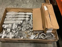 Partij installatiemateriaal - afbeelding 1 van  4