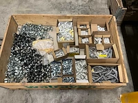 Partij installatiemateriaal - afbeelding 1 van  5