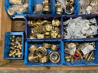 Partij installatiemateriaal - afbeelding 3 van  5