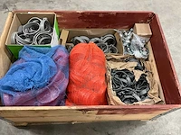 Partij installatiemateriaal - afbeelding 1 van  5