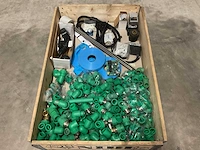 Partij installatiemateriaal - afbeelding 1 van  3