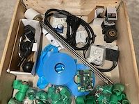 Partij installatiemateriaal - afbeelding 3 van  3