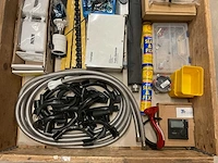 Partij installatiemateriaal - afbeelding 2 van  5