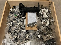 Partij installatiemateriaal - afbeelding 3 van  3