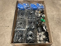 Partij installatiemateriaal - afbeelding 1 van  4